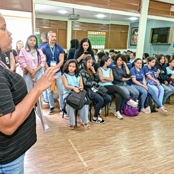 Cepav Flor do Cerrado promove conversa com estudantes&hellip;