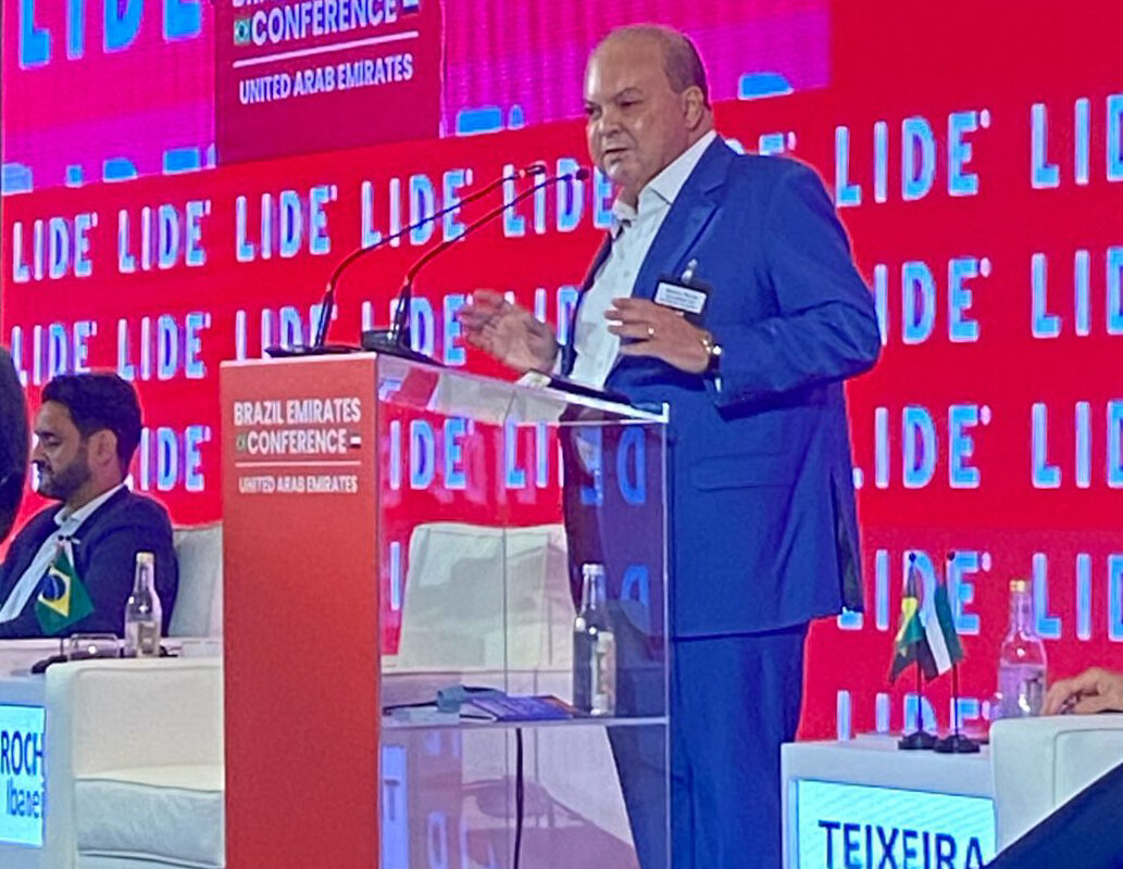Governador reforça vocação de Brasília como capital da sustentabilidade durante palestra nos Emirados Árabes Unidos