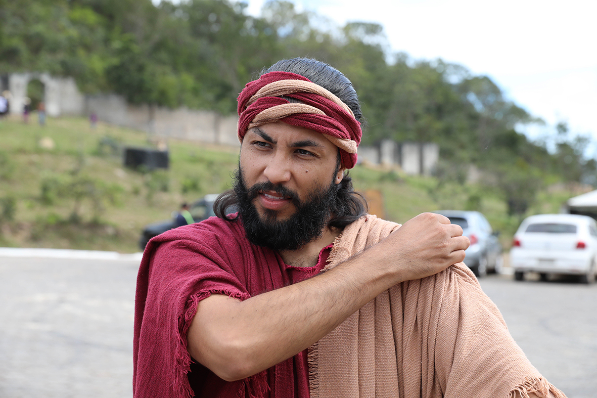 Fé, tradição e emoção: Morro da Capelinha se prepara para receber milhares de fiéis
