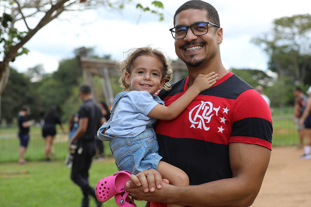 Brasilienses e turistas aproveitam a Sexta-feira Santa no Jardim Botânico e no Zoológico de Brasília