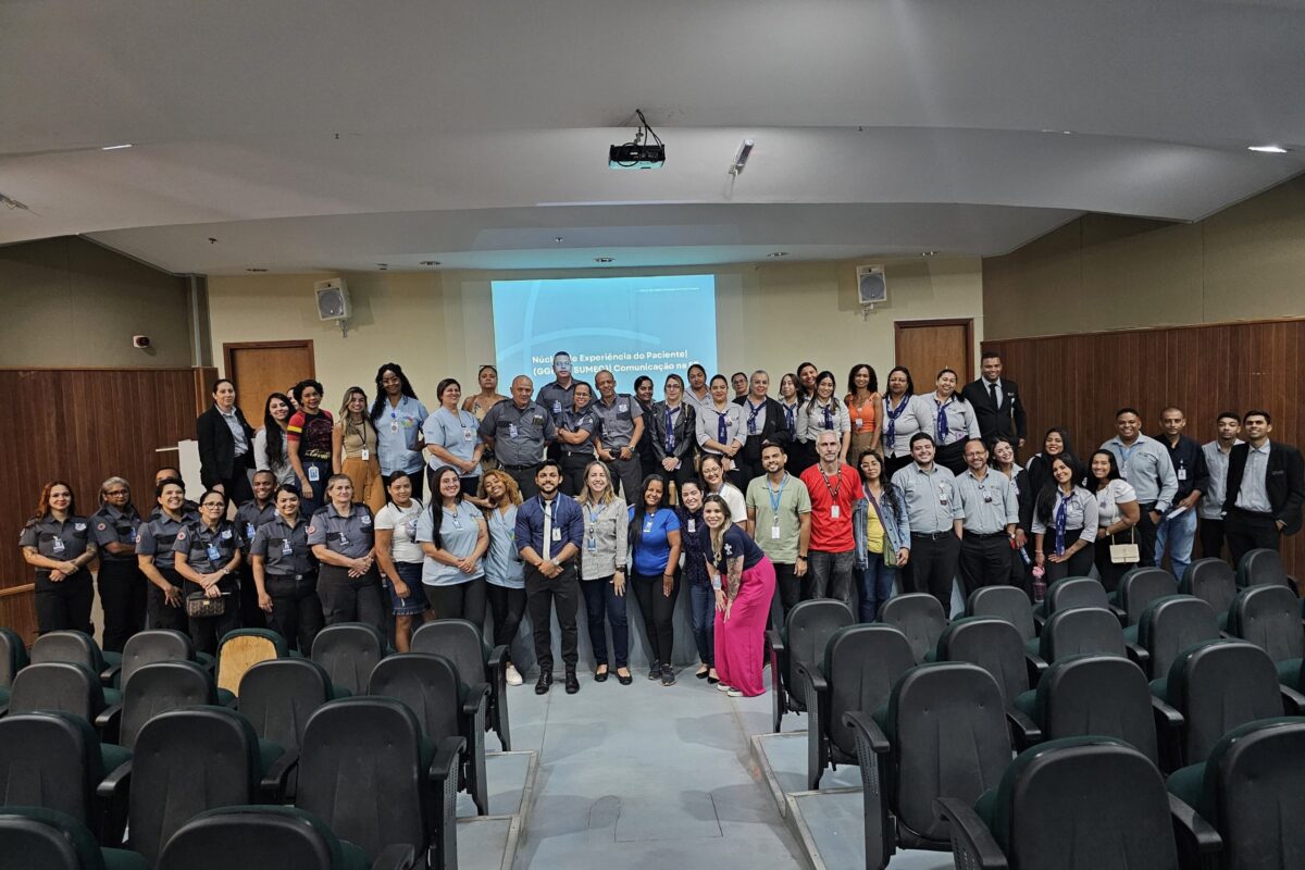 Profissionais do HRSM passam por treinamento sobre técnicas de atendimento humanizado