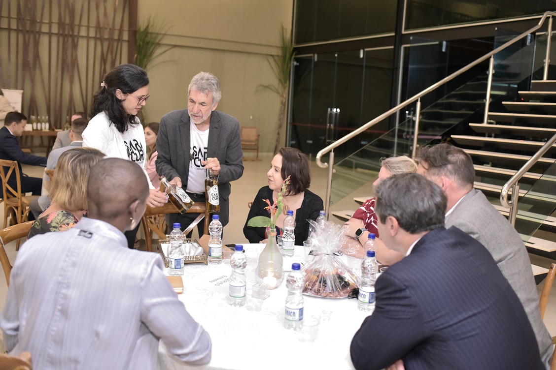 GDF apresenta cachaças brasilienses à comunidade diplomática