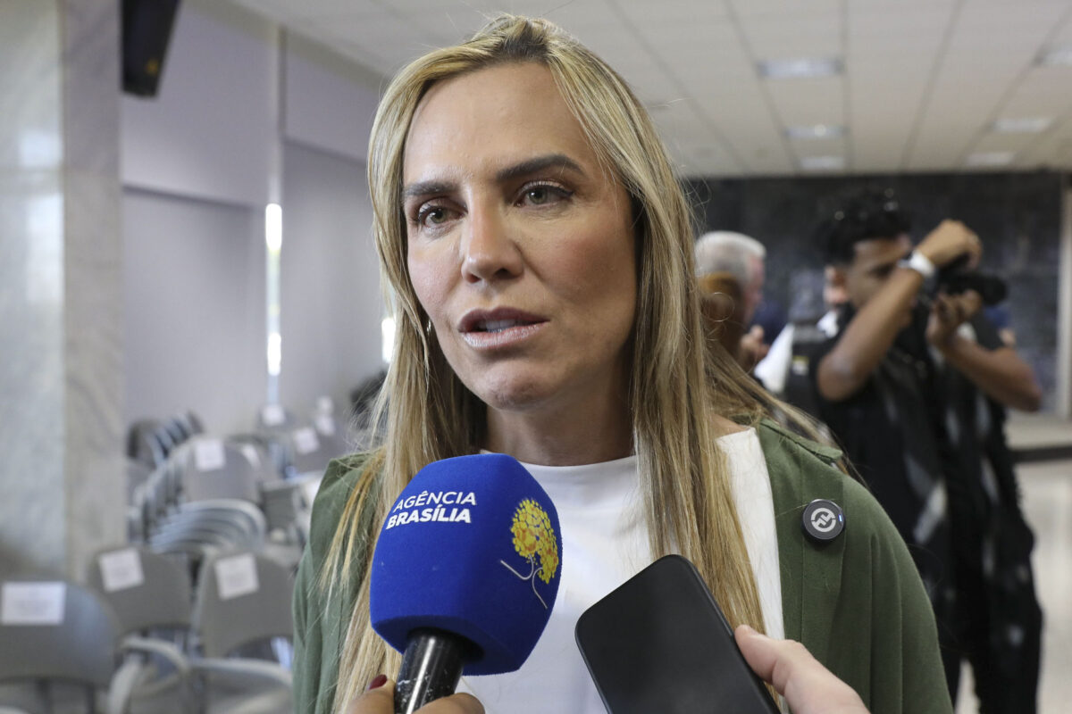 Celina Leão reúne secretários e administradores para tratar de ações e projetos do governo