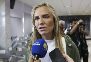 Celina Leão reúne secretários e administradores para tratar…