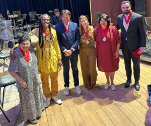 Medalha do Mérito Distrital da Cultura Seu Teodoro…