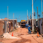 GDF inicia instalação de padrões elétricos em comunidades em regularização