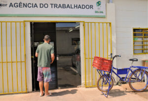 Agências do trabalhador têm mais de mil vagas…