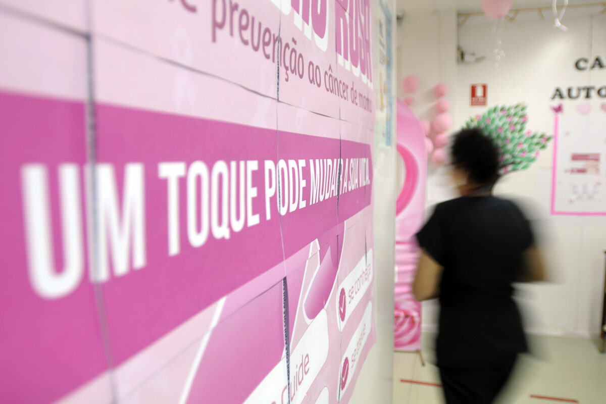 Outubro Rosa: unidades básicas de saúde intensificam ações de prevenção