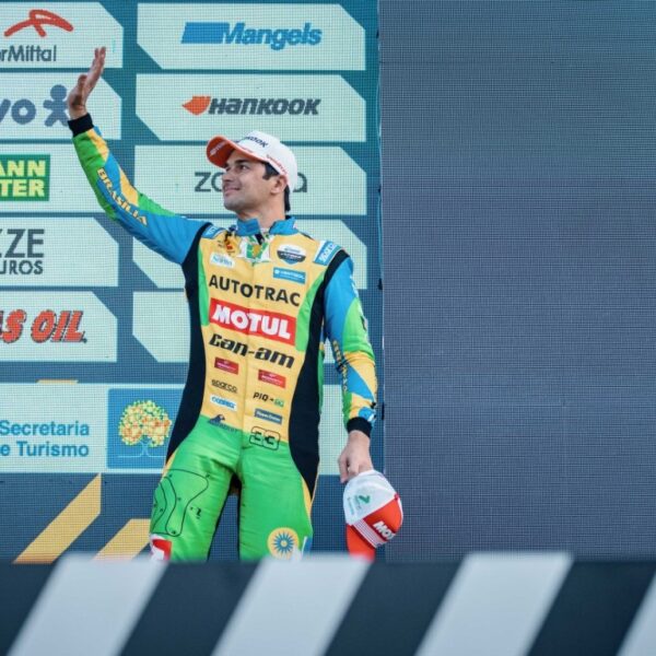 Tricampeão mundial Nelson Piquet puxará grid com filho&hellip;