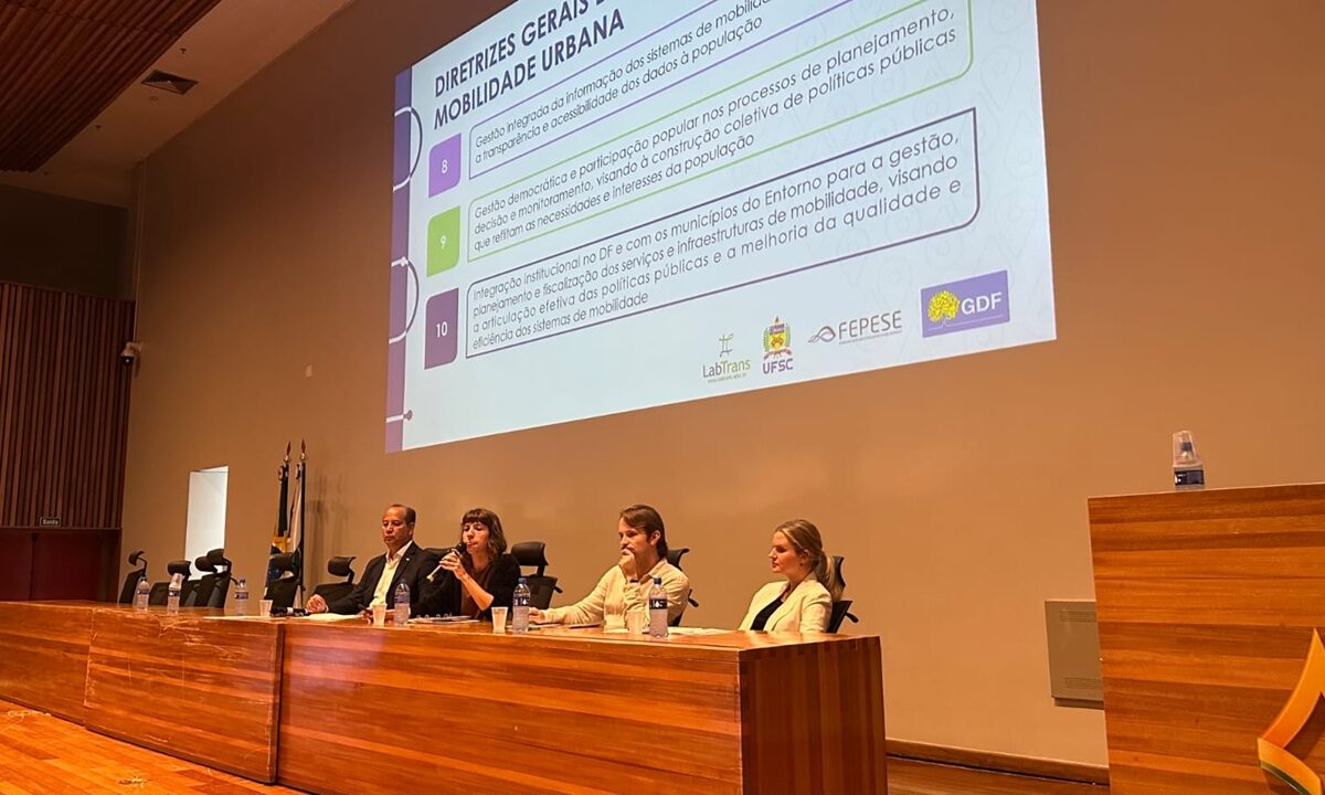 Plano de transporte e mobilidade do DF é debatido em audiência pública