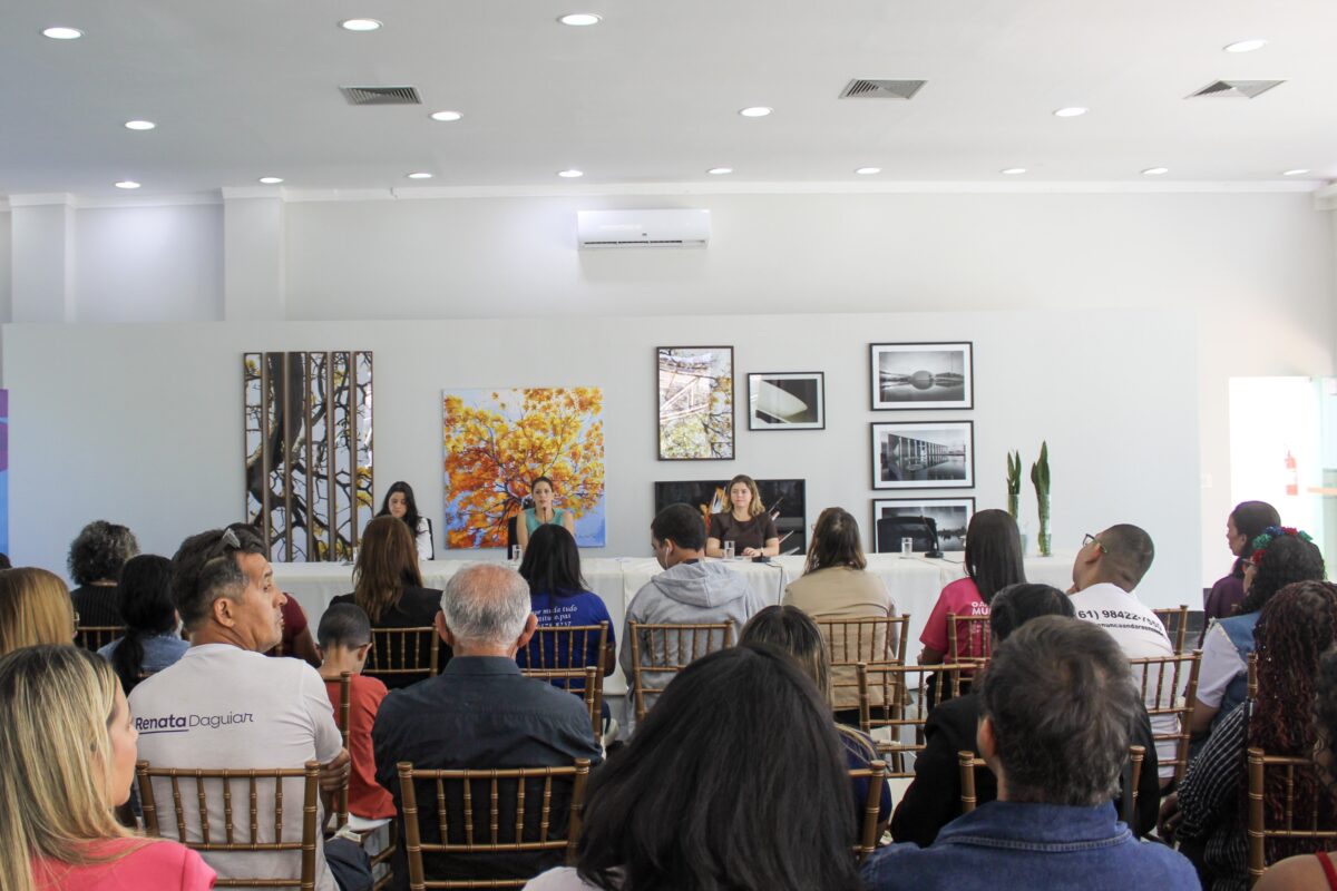 Encontro de mães atípicas fortalece diálogo e acolhimento às famílias no DF