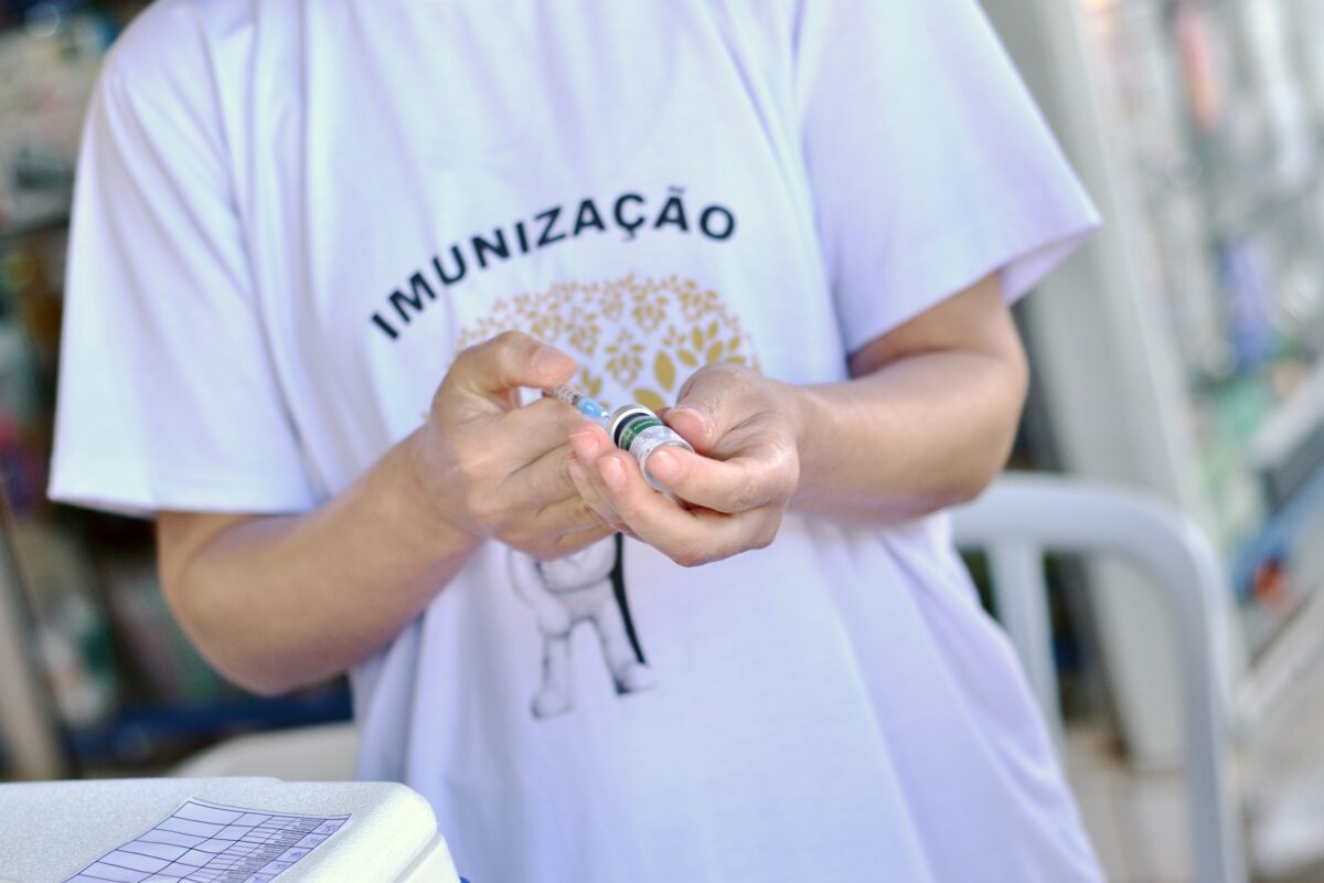 Campanha de multivacinação começa nesta segunda (3) em todo o DF