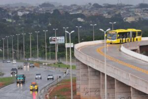 Taxistas do DF poderão circular no corredor exclusivo&hellip;