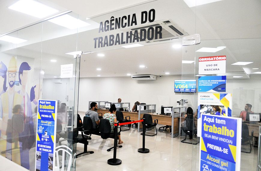 Agências do trabalhador oferecem mais de 2 mil vagas nesta terça-feira (8)