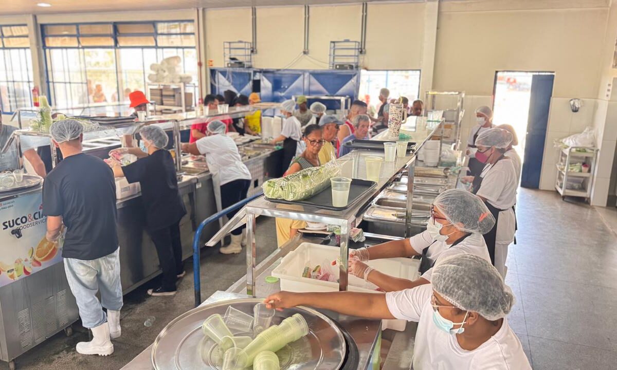 Restaurantes Comunitários do DF promovem ação de educação alimentar e nutricional
